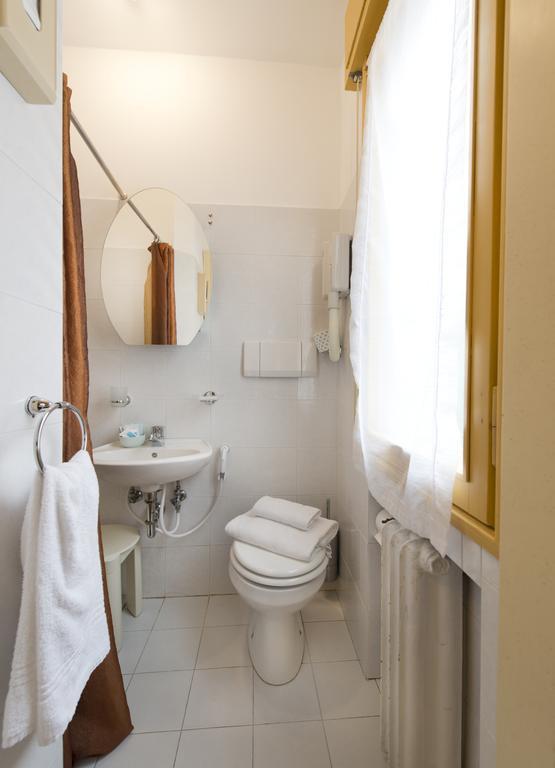 Hotel Mignon Венеция Стая снимка