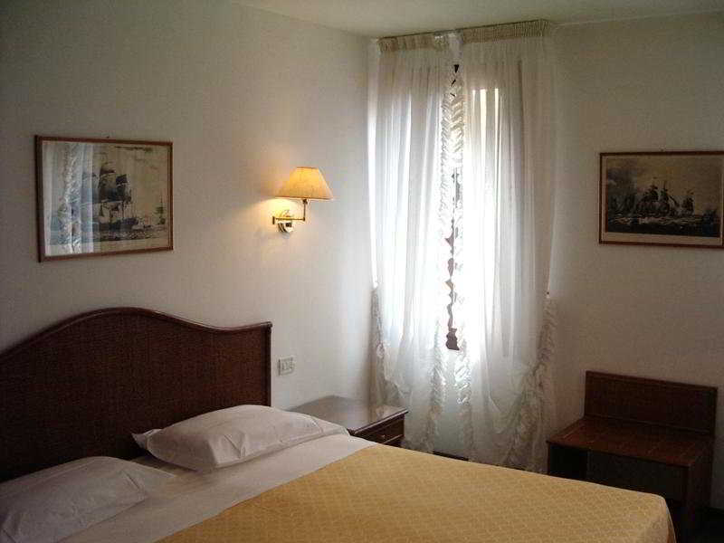 Hotel Mignon Венеция Екстериор снимка