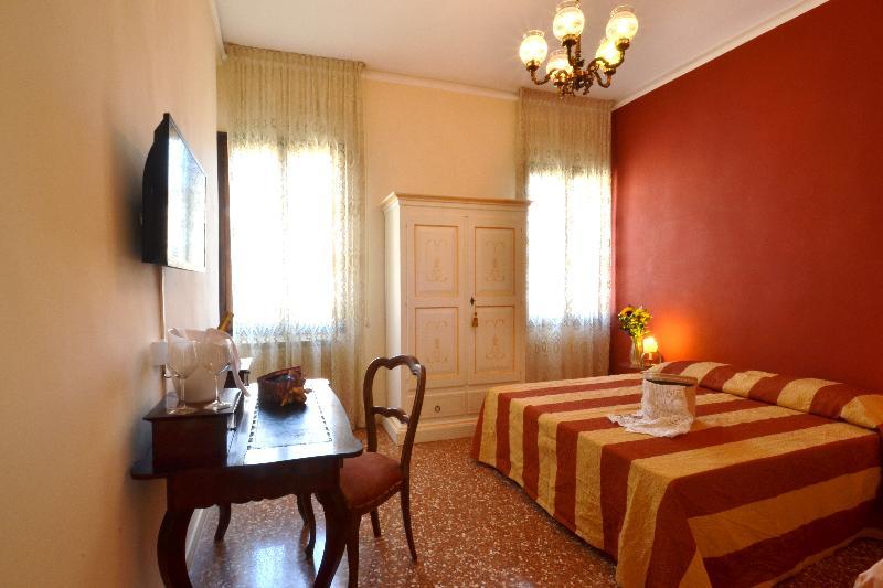 Hotel Mignon Венеция Екстериор снимка