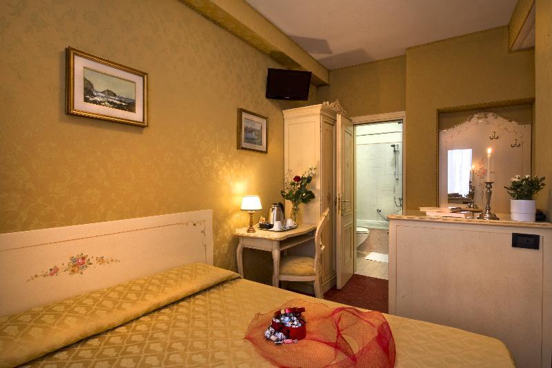 Hotel Mignon Венеция Екстериор снимка