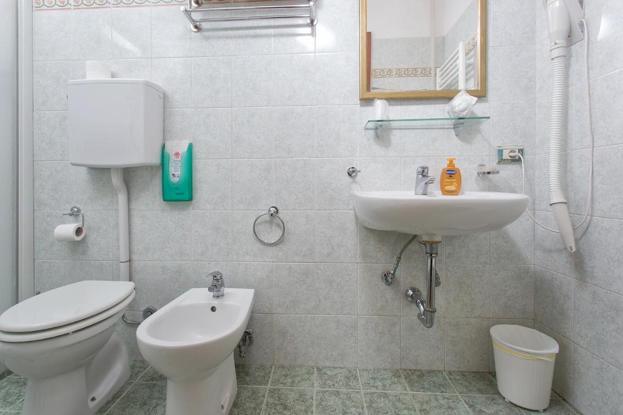 Hotel Mignon Венеция Екстериор снимка